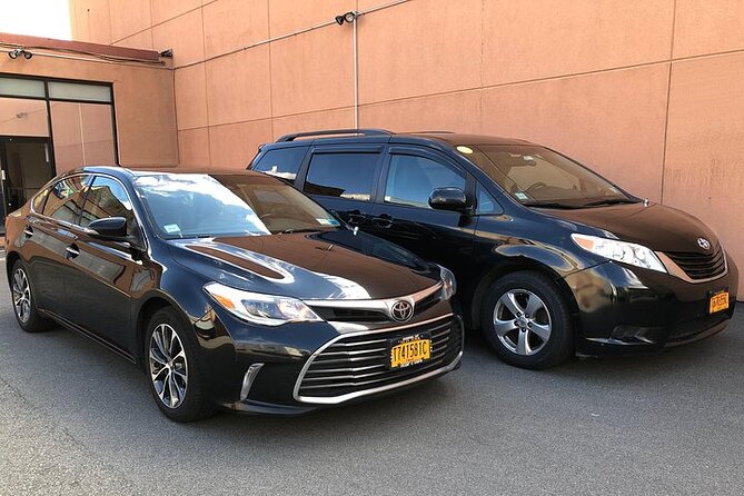 Private Arrival Airport Transfer from LAX (Los Angeles) Airport - The Ride to Downtown, Hollywood, and Nearby Areas