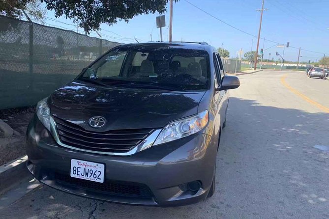Private Arrival Transfer from LAX Airport to Los Angeles Hotels - Finding the meeting point at LAX