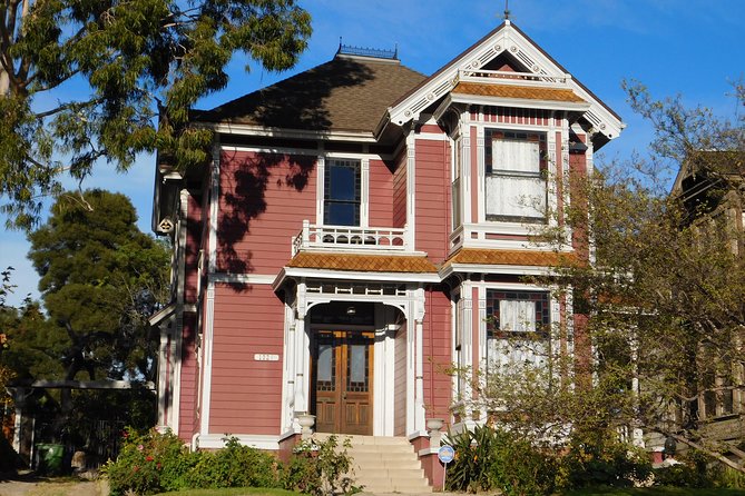 Private City Tour of Los Angeles, Hollywood and Beverly Hills - Price, group size, and who gets the best value