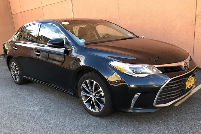 Private Departure Transfer to Los Angeles Airport LAX - Direct curbside service at LAX