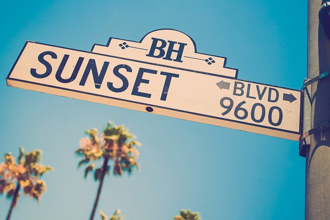 Private Hollywood and Celebrity Homes Bus Tour - Beverly Hills, Rodeo Drive, and a proper photo break