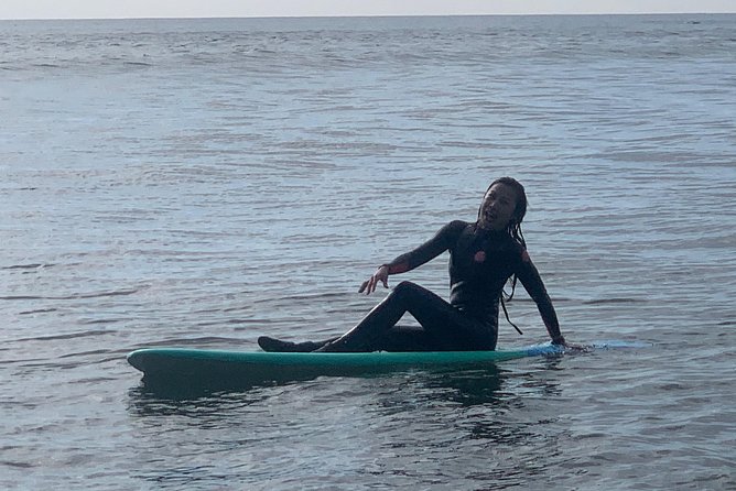 Private Surf Lessons in Malibu - Into the water with Ric