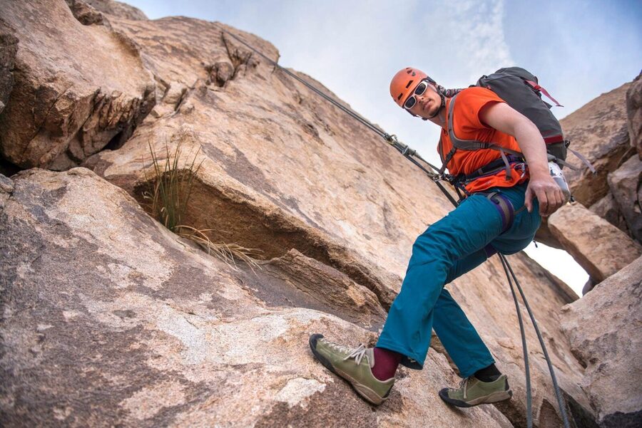 Rappelling Adventure in Joshua Tree National Park (4 Hours) - A private group makes a real difference