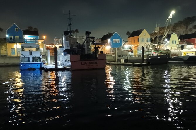 Romantic Luxury Boat Cruise with Wine Cheese Sea LionTours - Why this Marina del Rey cruise works for a romantic evening