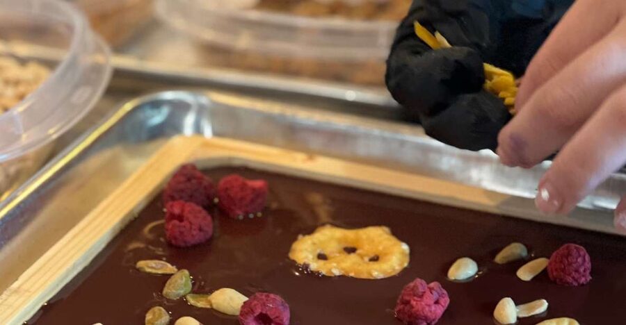 Santa Barbara: Chocolate Bar and Art Box Making Workshop - Moving to the Art Table