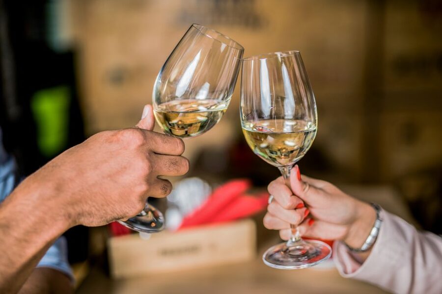 Santa Barbara: Wine, Chocolate and History Walking Tour - Who Will Enjoy This Most