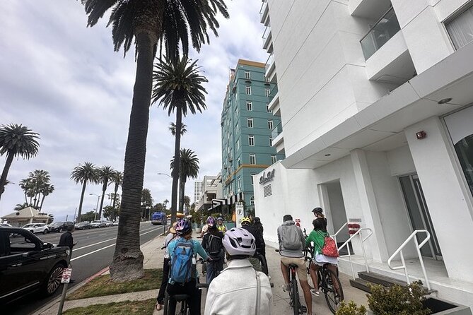 Santa Monica and Venice Beach 3-Hour Bike Guided Tour - Tongva Park brings in modern Santa Monica