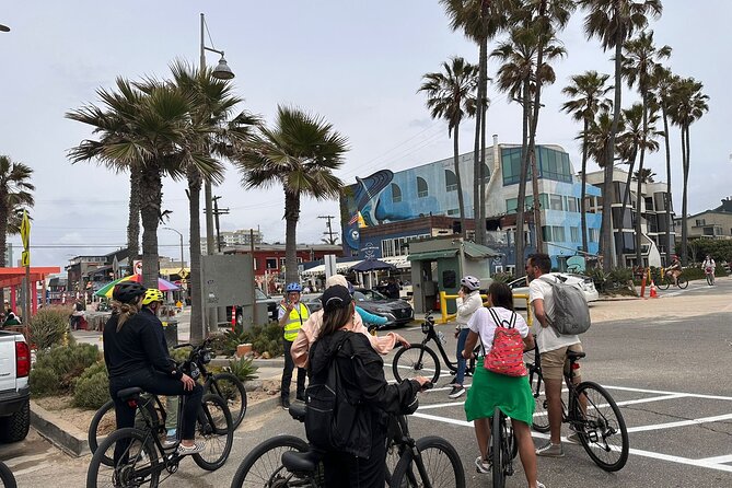 Santa Monica and Venice Beach 3-Hour Bike Guided Tour - Venice Skatepark in a 20-minute window
