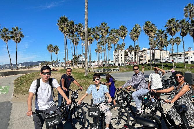 Santa Monica and Venice Beach 3-Hour Bike Guided Tour - Palisades Park closes the coastal loop