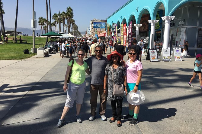 Santa Monica and Venice Beach Tour from Los Angeles - Santa Monica Pier and the end of Route 66