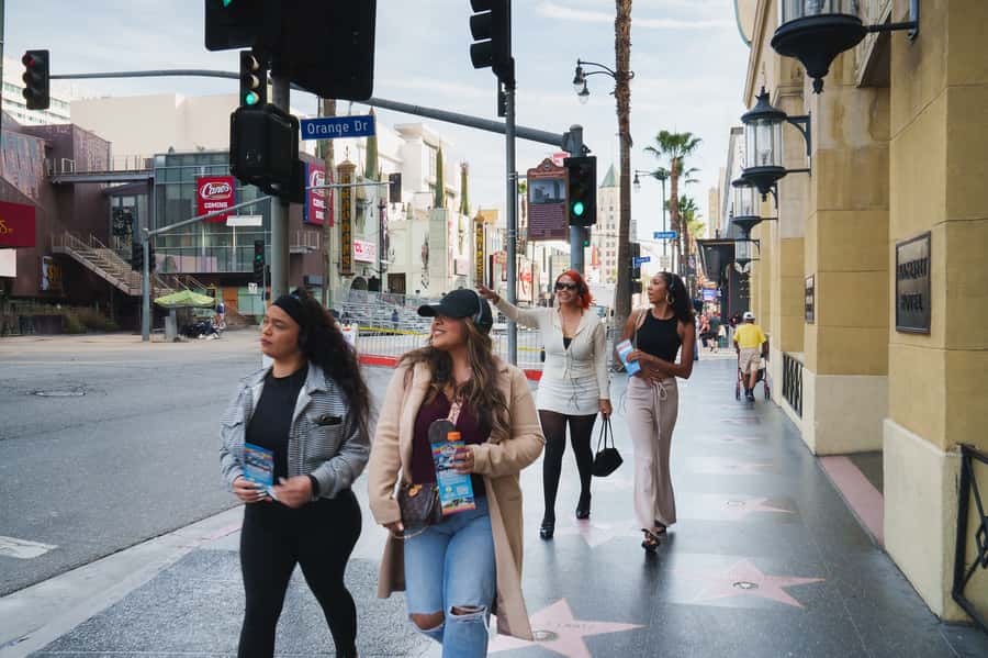 Santa Monica: Best of LA Tour with 3 Iconic Stops - Key points at a glance