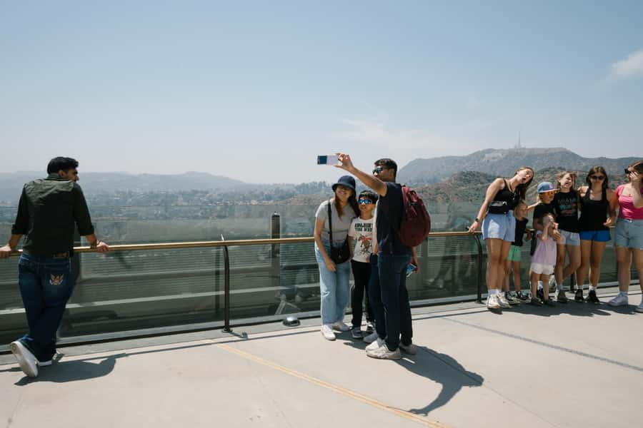 Santa Monica: Best of LA Tour with 3 Iconic Stops - The Sunset Strip and Hollywood’s 45-minute stop
