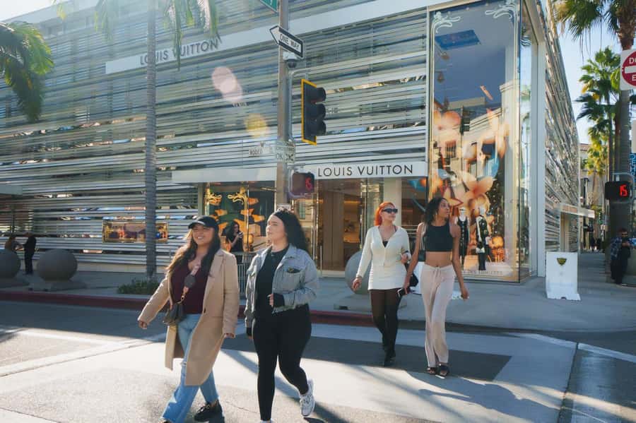 Santa Monica: Best of LA Tour with 3 Iconic Stops - From the pier to Century City and Wilshire Boulevard