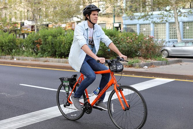 Santa Monica Electric Bike Rentals - The Santa Monica coast and first ocean views