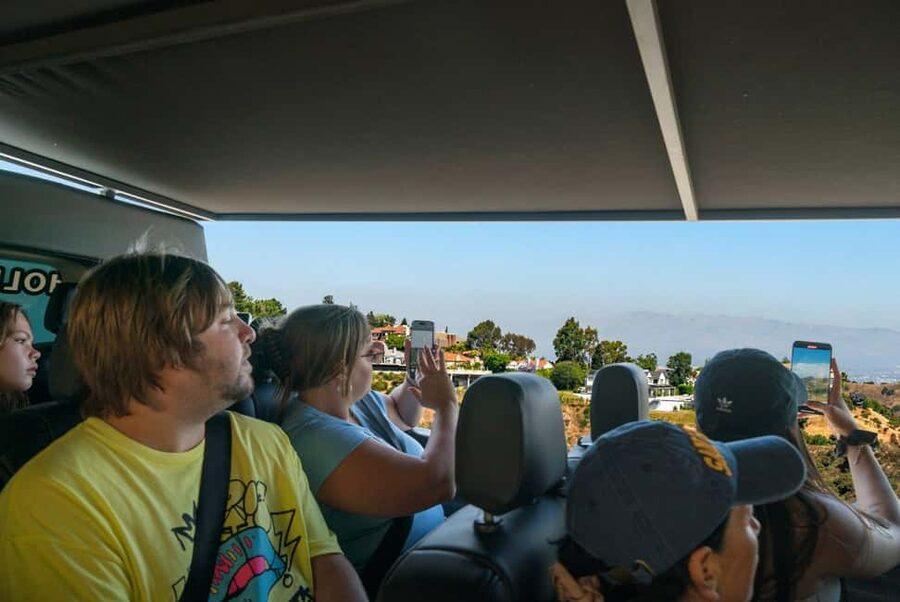 Santa Monica: Hollywood, Beverly Hills & Celebrity Home Tour - From Century City to Wilshire Boulevard