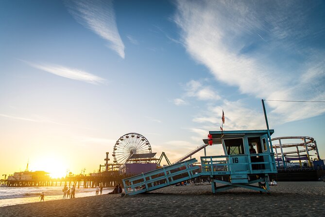 Self-Guided Walking Tour in Los Angeles' Best-Kept Secrets - Santa Monica Pier and the Pacific edge