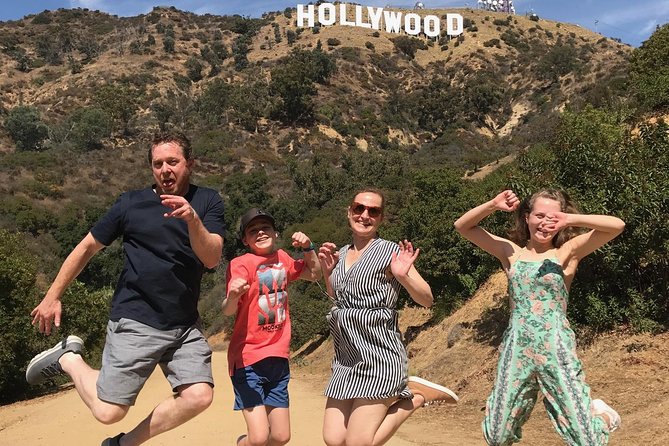 Shared 3 Hour Los Angeles Tour - Mulholland Drive and Universal City Overlook