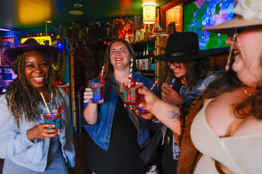 Solvang: Wine and True Crime Tour with Drinks Included - Key points at a glance