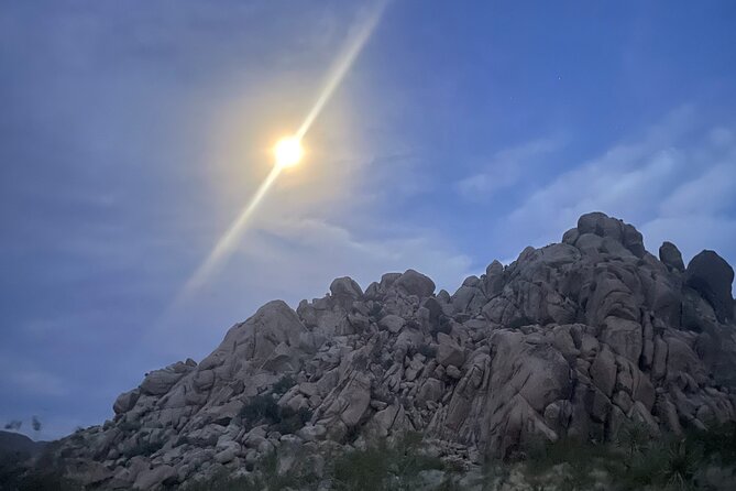 Soundbath Under The Stars-Joshua Tree - Lying beneath Joshua Tree’s star-filled sky