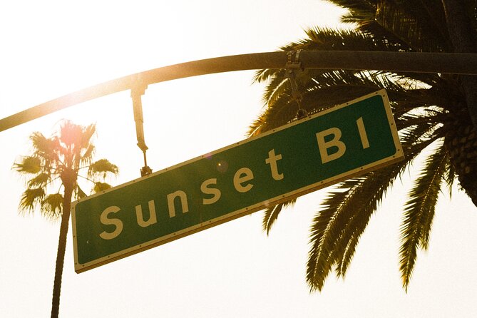 Sunset Boulevard True Crime and Ghost Stories Tour - Cult stories, hang-gliding, and Sunset Tower