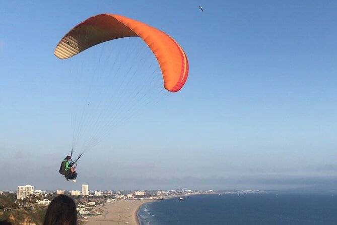 Tandem Paragliding flight with instructor in Malibu - A smart plan for the day