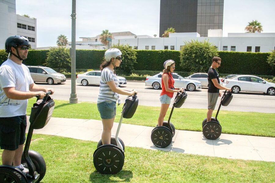 The Beverly Hills Segway Tour - Wilshire Boulevard and Beverly Hills Architecture
