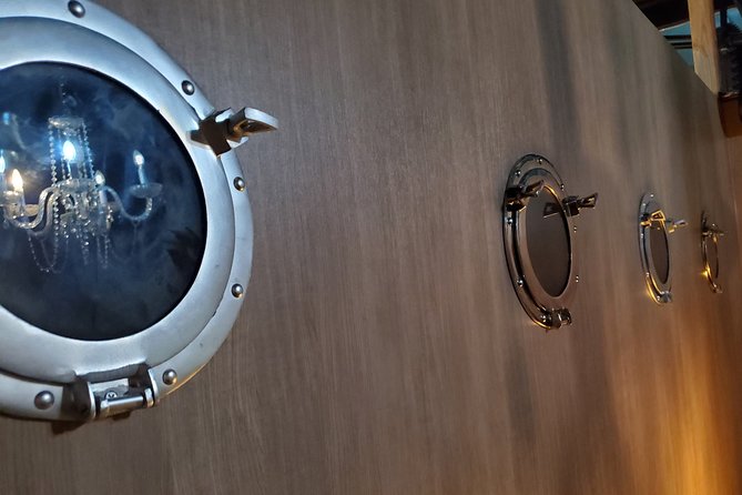 Titanic Escape Room Game for Private Group - A one-hour challenge that welcomes beginners