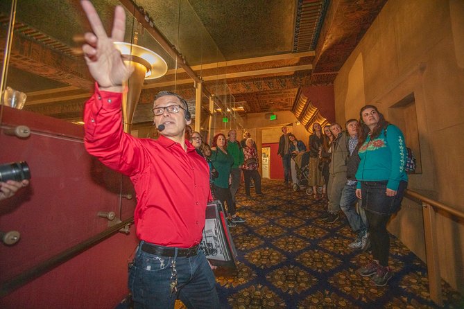 Total Hollywood Experience with Walk of Fame and Celebrity Homes Tour - How the two-hour format affects the experience