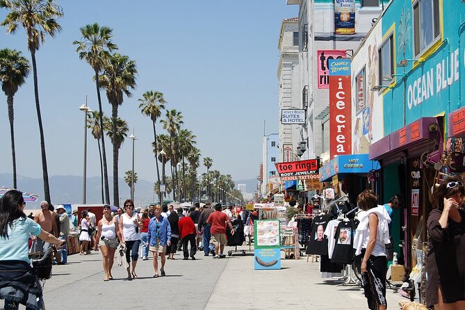 Venice Beach: Personalized Self-Guided App Tour - From the mural to the Venice Beach Boardwalk