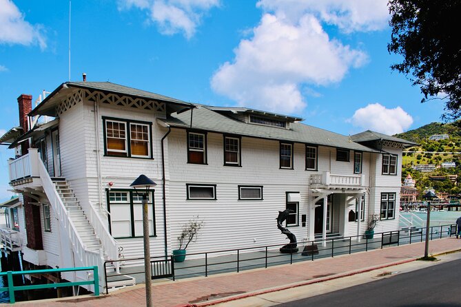 Walking History Tour on Catalina Island - The Green Pier and an old island custom