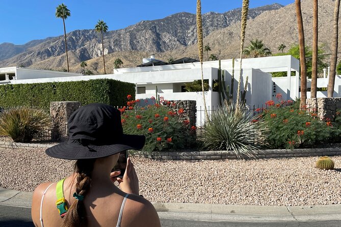 Walking Palm Springs "Twin Palms" Private Tour - William Krisel Way and the neighborhood’s design DNA